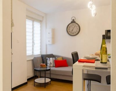 Colmar centre charmant studio 27m2 +parking 3 pers